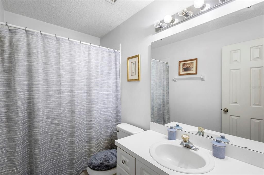 For Sale: $679,900 (5 beds, 3 baths, 2634 Square Feet)