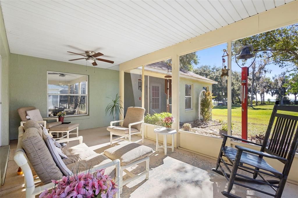 For Sale: $679,900 (5 beds, 3 baths, 2634 Square Feet)