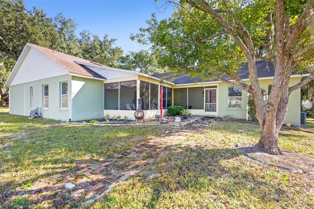 For Sale: $679,900 (5 beds, 3 baths, 2634 Square Feet)