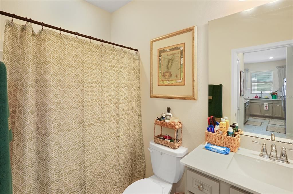 For Sale: $355,000 (3 beds, 2 baths, 1559 Square Feet)