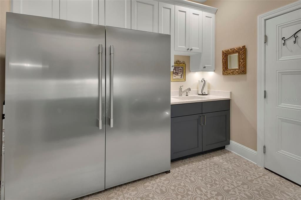 En Venta: $699,900 (3 camas, 3 baños, 2936 Pies cuadrados)