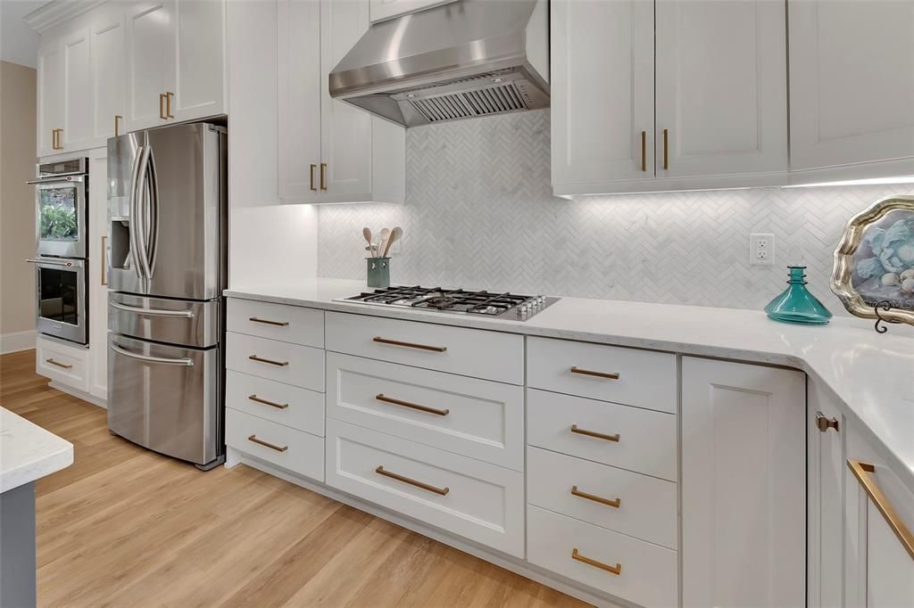 En Venta: $699,900 (3 camas, 3 baños, 2936 Pies cuadrados)