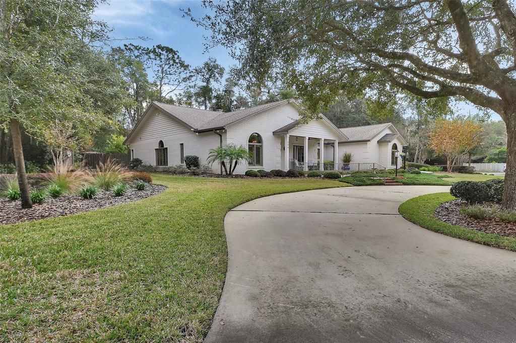 En Venta: $699,900 (3 camas, 3 baños, 2936 Pies cuadrados)