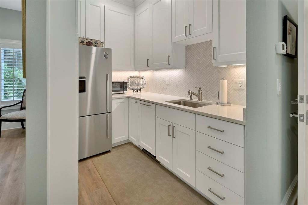 En Venta: $699,900 (3 camas, 3 baños, 2936 Pies cuadrados)