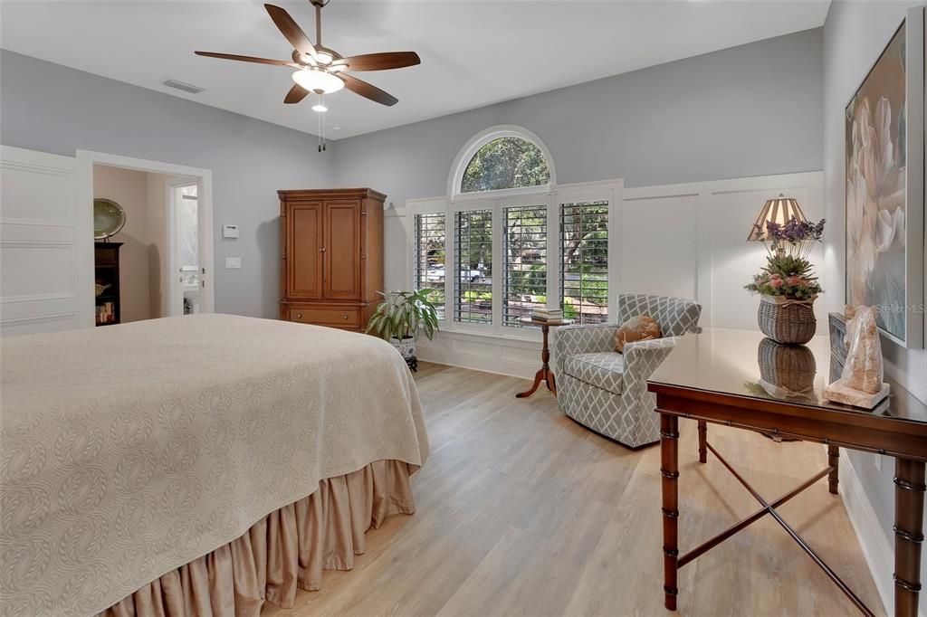 En Venta: $699,900 (3 camas, 3 baños, 2936 Pies cuadrados)