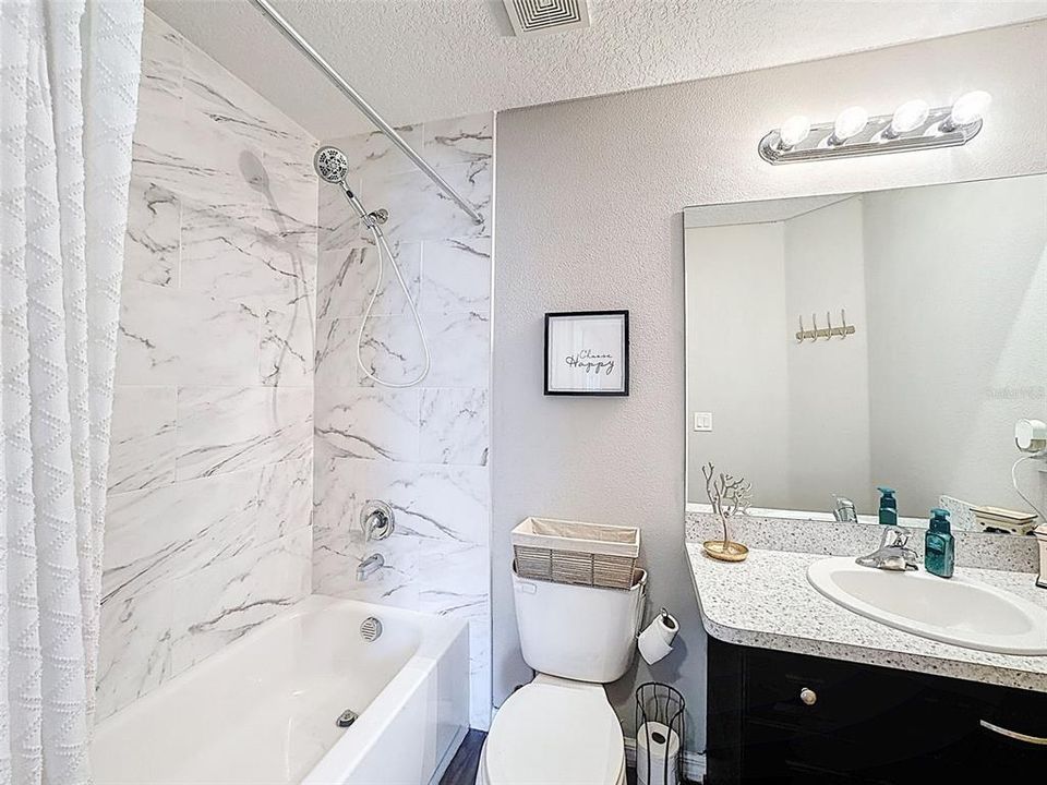 En Venta: $335,000 (3 camas, 2 baños, 1413 Pies cuadrados)