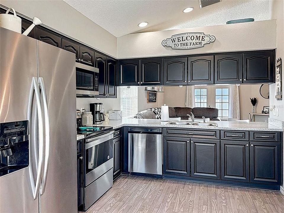 En Venta: $335,000 (3 camas, 2 baños, 1413 Pies cuadrados)