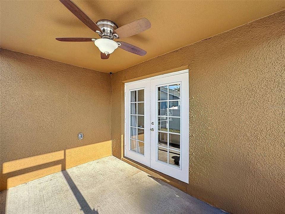 En Venta: $335,000 (3 camas, 2 baños, 1413 Pies cuadrados)