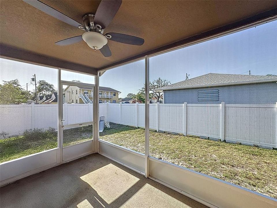 En Venta: $335,000 (3 camas, 2 baños, 1413 Pies cuadrados)