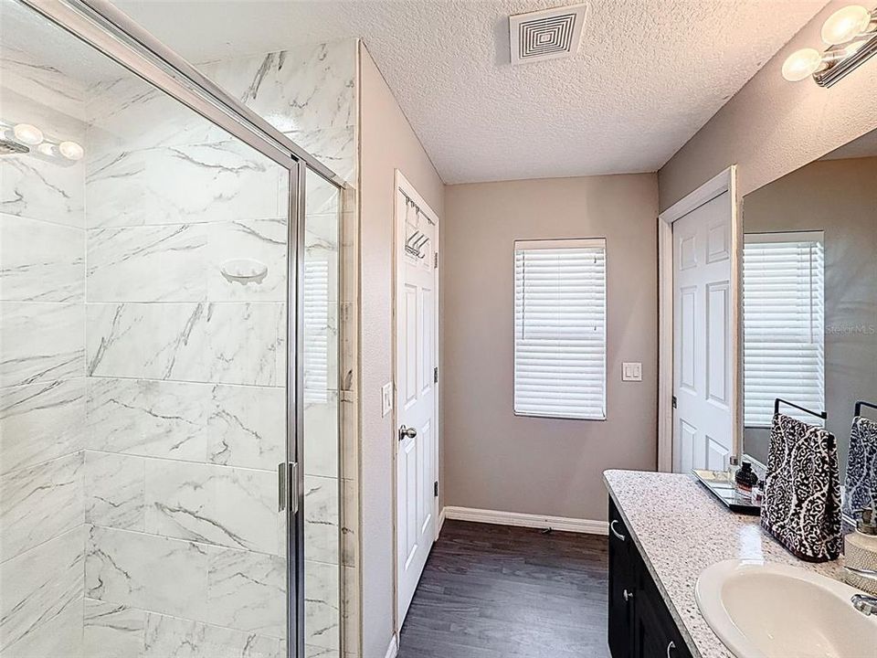 En Venta: $335,000 (3 camas, 2 baños, 1413 Pies cuadrados)