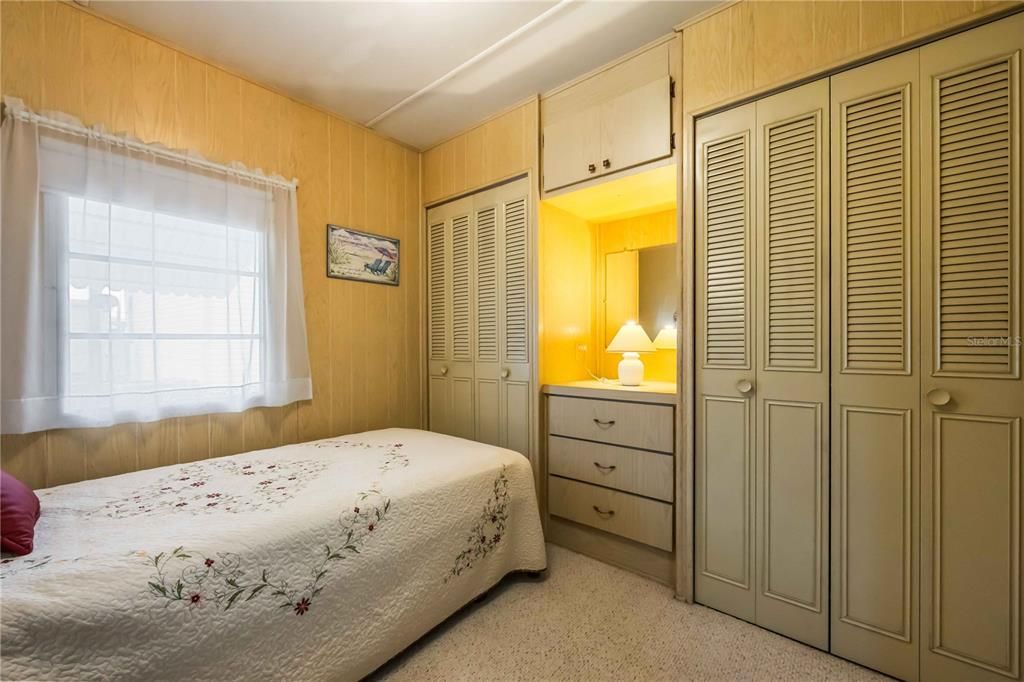 На продажу: $90,000 (2 спален, 1 ванн, 624 Квадратных фут)