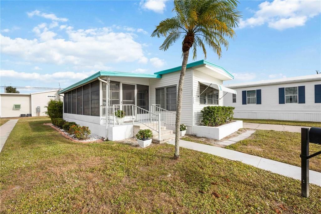 На продажу: $90,000 (2 спален, 1 ванн, 624 Квадратных фут)