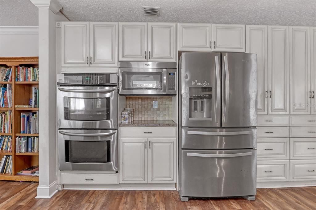 En Venta: $520,000 (4 camas, 2 baños, 2036 Pies cuadrados)