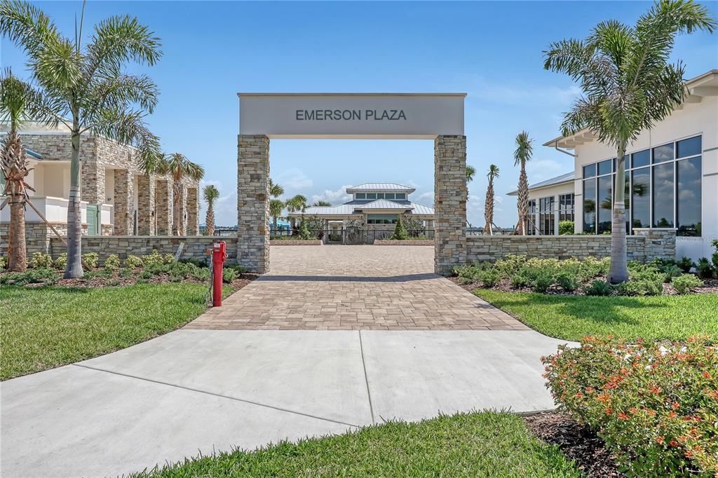 For Sale: $300,000 (2 beds, 2 baths, 1351 Square Feet)