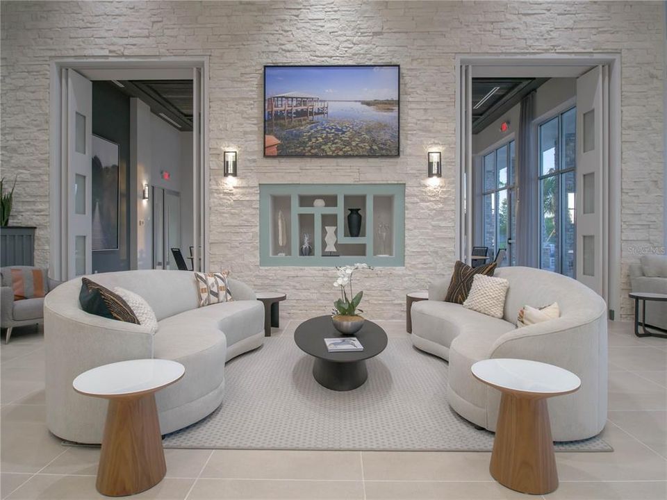 For Sale: $300,000 (2 beds, 2 baths, 1351 Square Feet)