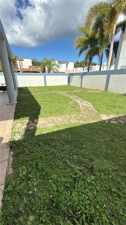 待售: $350,000 (3 贝兹, 2 浴室, 1668 平方英尺)