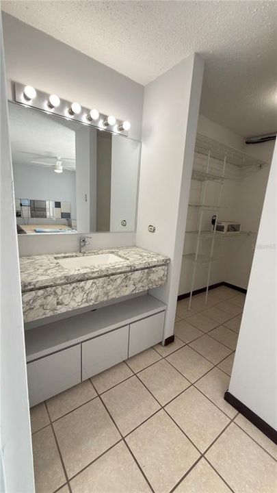 待售: $350,000 (3 贝兹, 2 浴室, 1668 平方英尺)