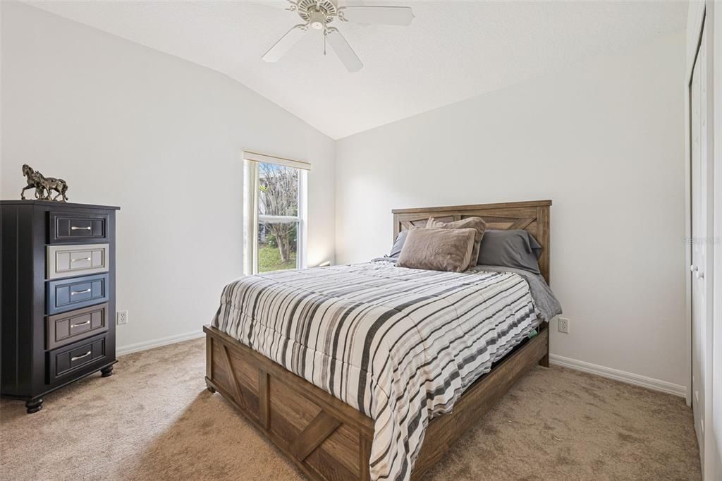 En Venta: $460,000 (4 camas, 2 baños, 3136 Pies cuadrados)