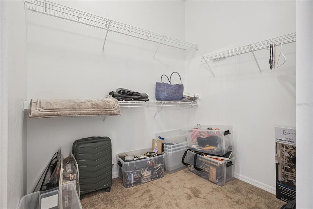 En Venta: $460,000 (4 camas, 2 baños, 3136 Pies cuadrados)