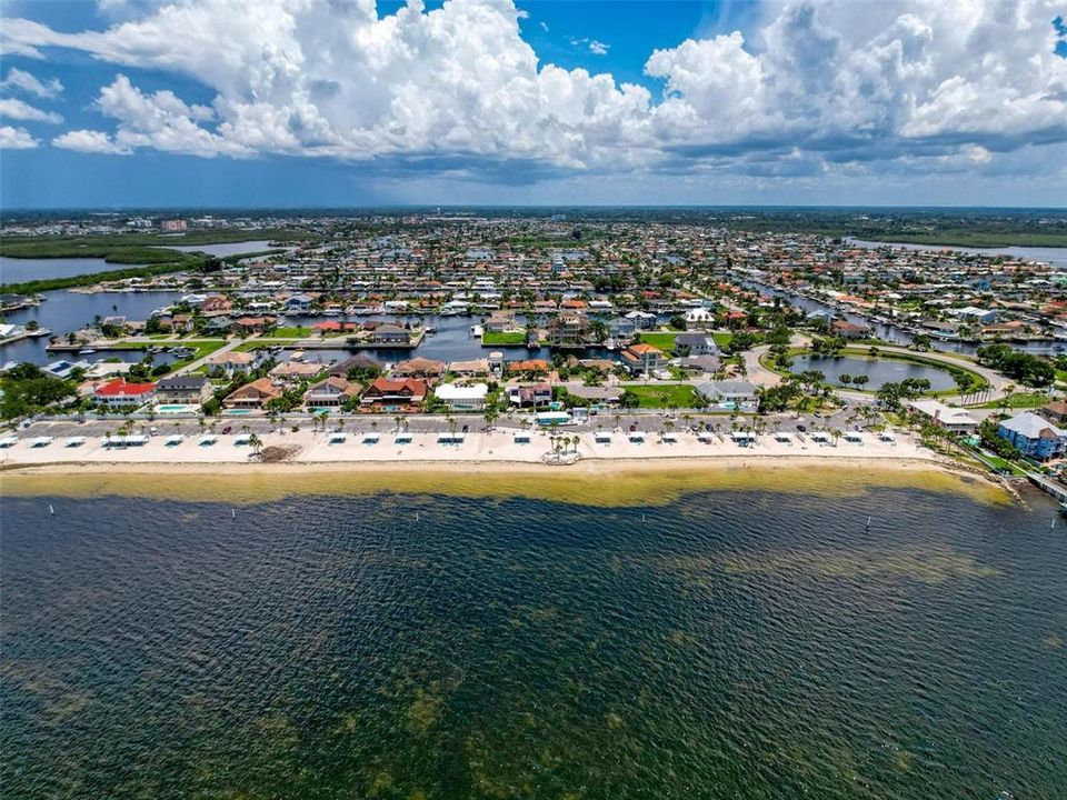 En Venta: $345,000 (3 camas, 2 baños, 1525 Pies cuadrados)