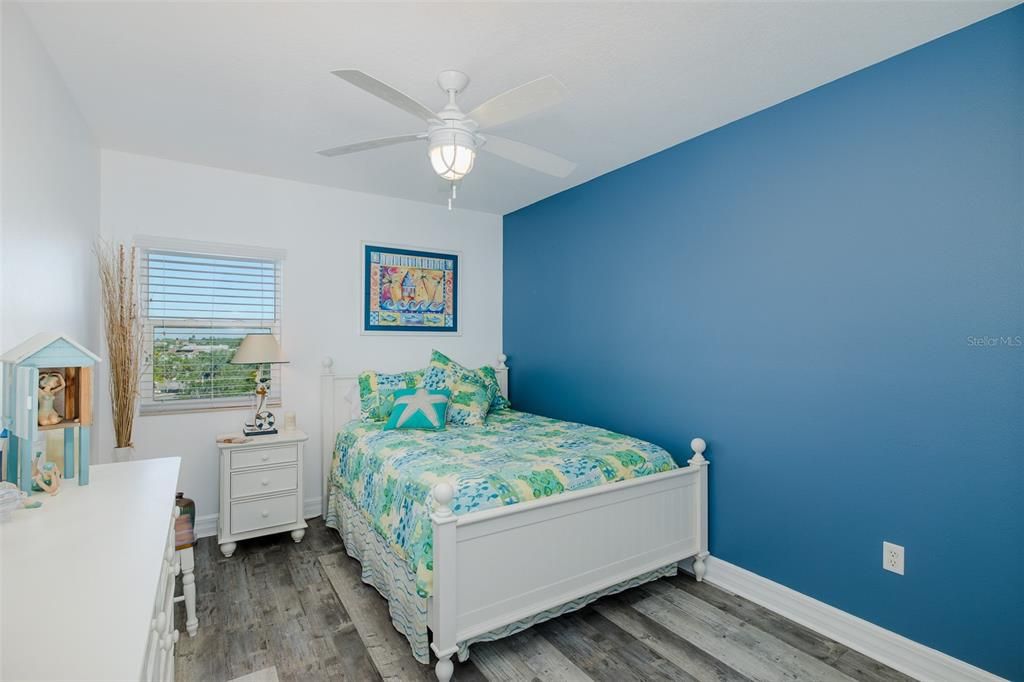 En Venta: $345,000 (3 camas, 2 baños, 1525 Pies cuadrados)