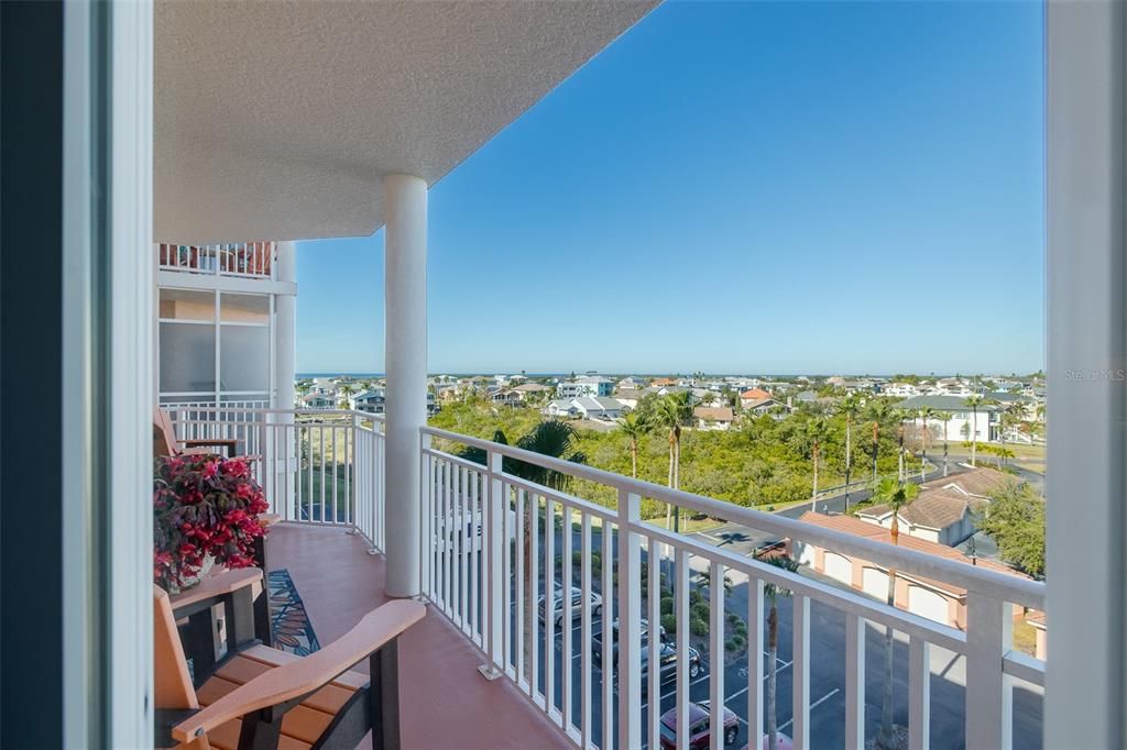 En Venta: $345,000 (3 camas, 2 baños, 1525 Pies cuadrados)