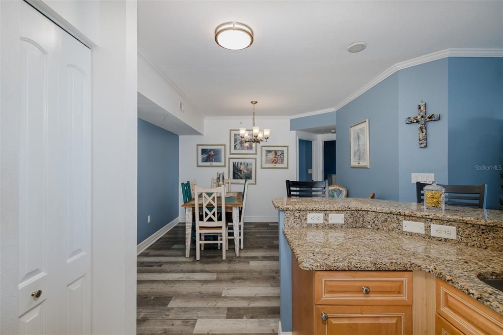 En Venta: $345,000 (3 camas, 2 baños, 1525 Pies cuadrados)