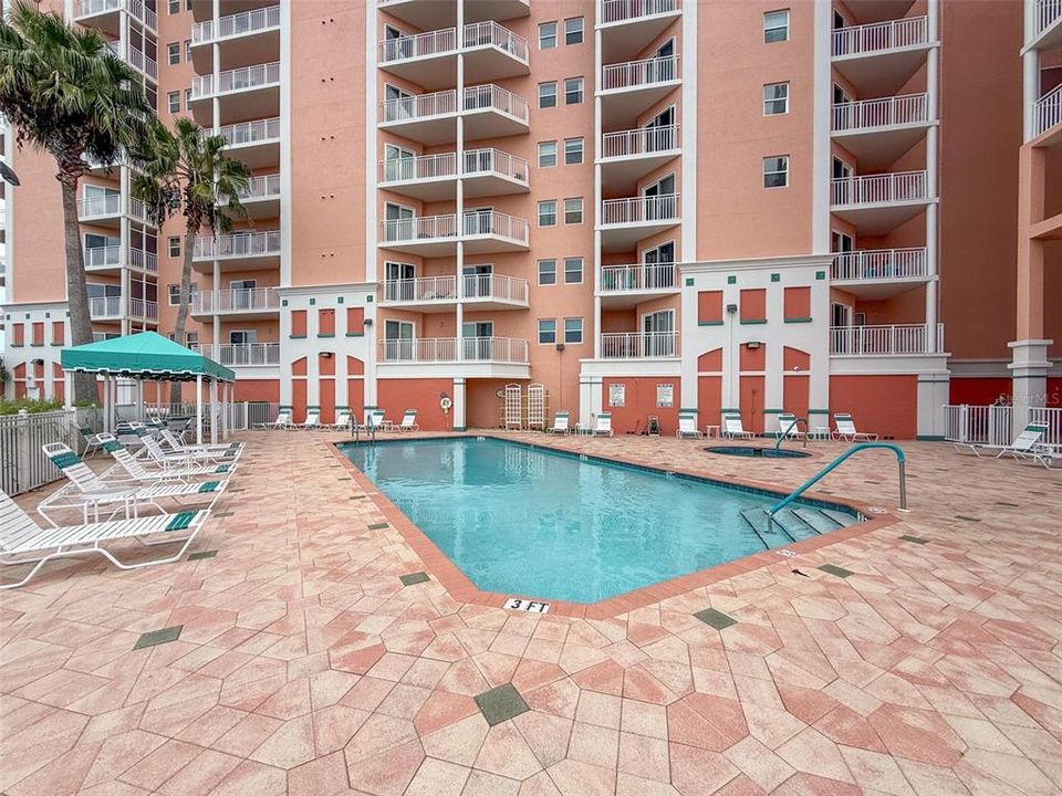 En Venta: $345,000 (3 camas, 2 baños, 1525 Pies cuadrados)