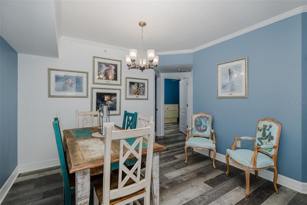 En Venta: $345,000 (3 camas, 2 baños, 1525 Pies cuadrados)