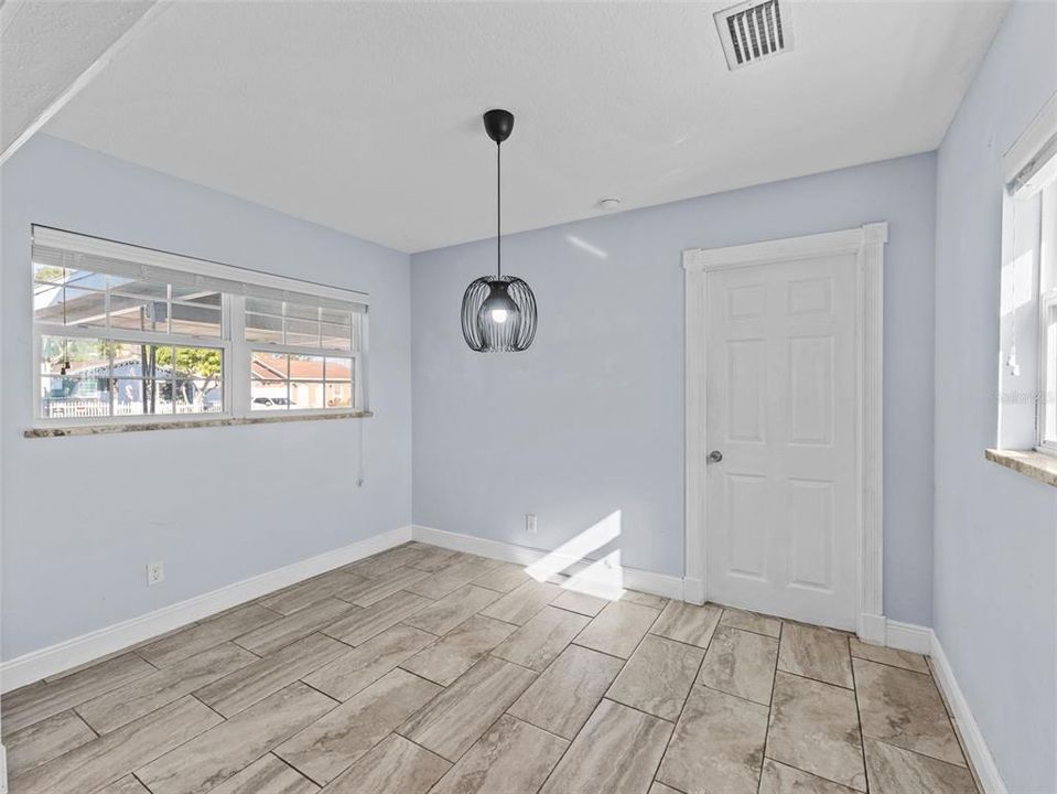 En Renta: $3,000 (3 camas, 2 baños, 1232 Pies cuadrados)