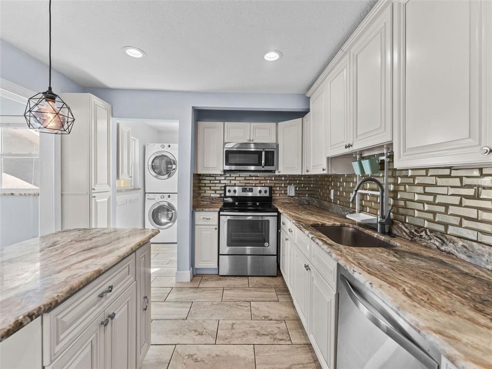 En Renta: $3,000 (3 camas, 2 baños, 1232 Pies cuadrados)