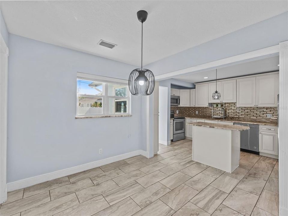 En Renta: $3,000 (3 camas, 2 baños, 1232 Pies cuadrados)