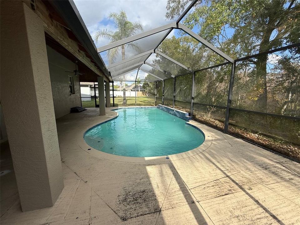 For Sale: $509,900 (5 beds, 3 baths, 2469 Square Feet)