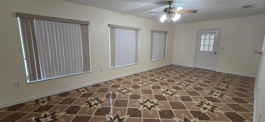 En Renta: $2,000 (2 camas, 2 baños, 1884 Pies cuadrados)