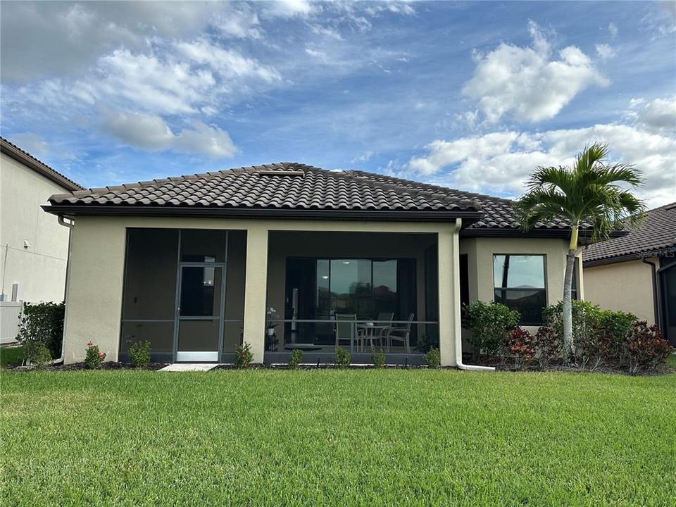 For Rent: $3,000 (2 beds, 2 baths, 2132 Square Feet)