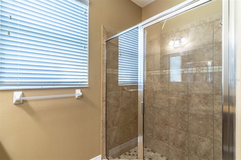 For Sale: $535,000 (3 beds, 2 baths, 2562 Square Feet)