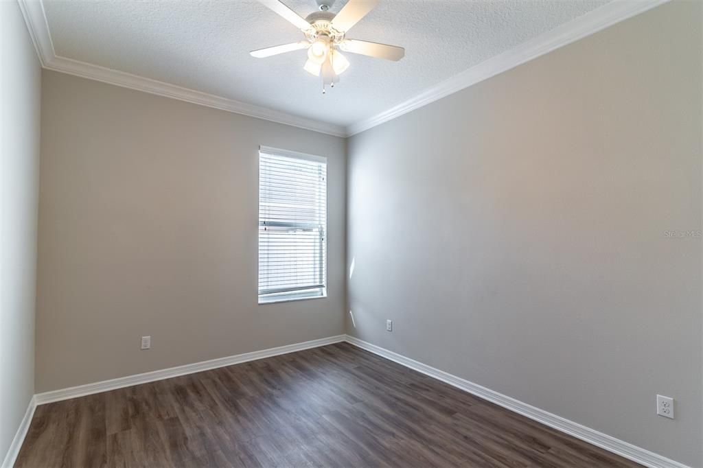 For Sale: $535,000 (3 beds, 2 baths, 2562 Square Feet)