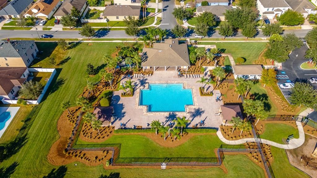 For Sale: $535,000 (3 beds, 2 baths, 2562 Square Feet)