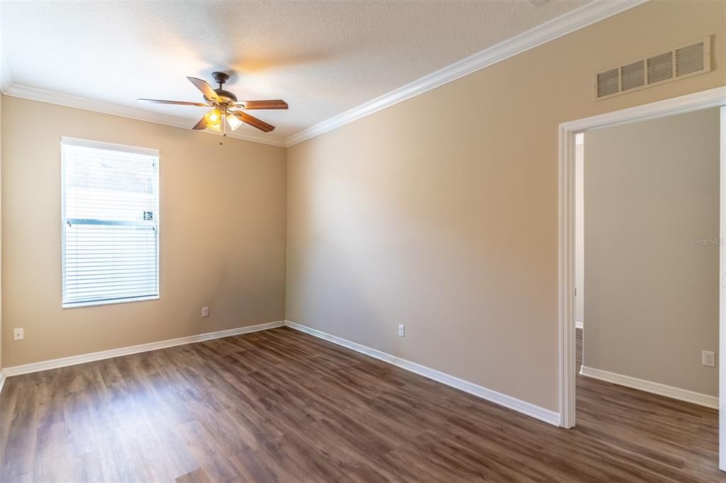 For Sale: $535,000 (3 beds, 2 baths, 2562 Square Feet)