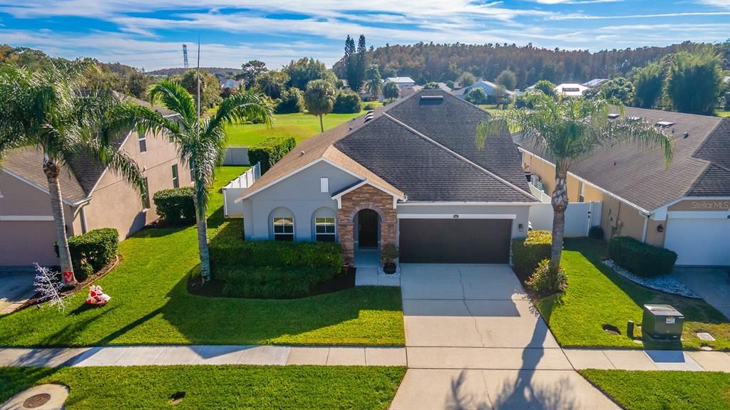 For Sale: $535,000 (3 beds, 2 baths, 2562 Square Feet)