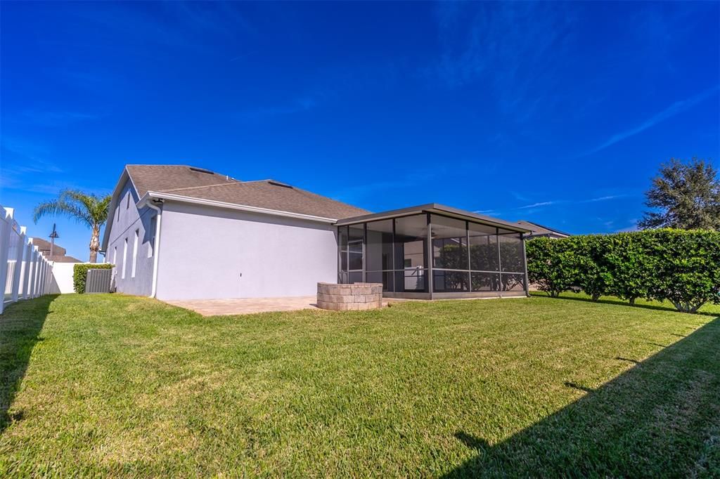 For Sale: $535,000 (3 beds, 2 baths, 2562 Square Feet)