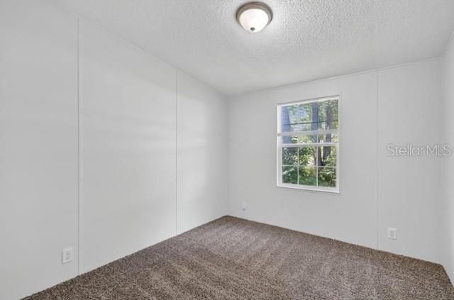 For Sale: $220,998 (3 beds, 2 baths, 1296 Square Feet)