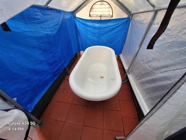 For Sale: $220,998 (3 beds, 2 baths, 1296 Square Feet)