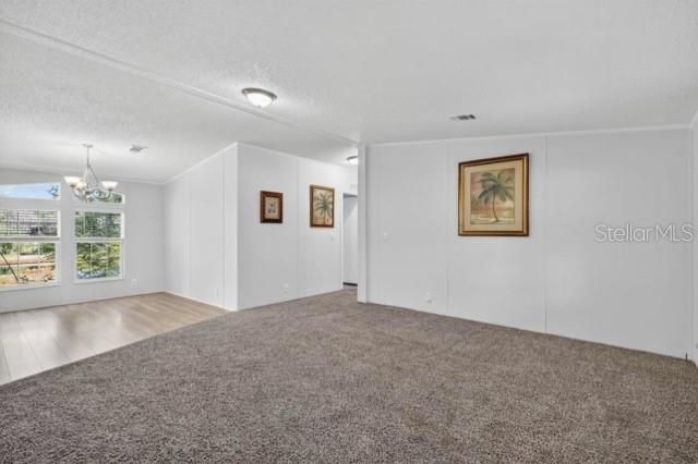 For Sale: $220,998 (3 beds, 2 baths, 1296 Square Feet)