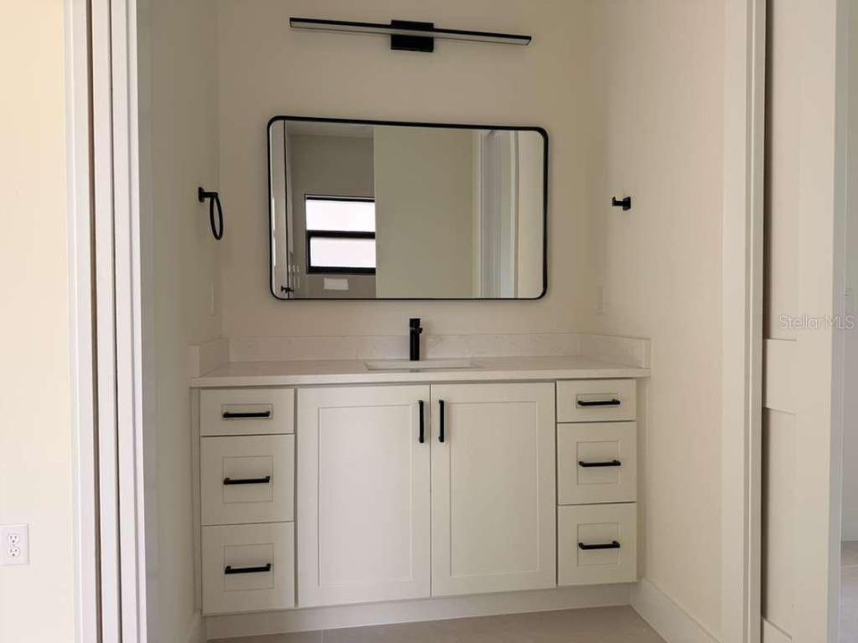 For Sale: $490,000 (4 beds, 3 baths, 2286 Square Feet)