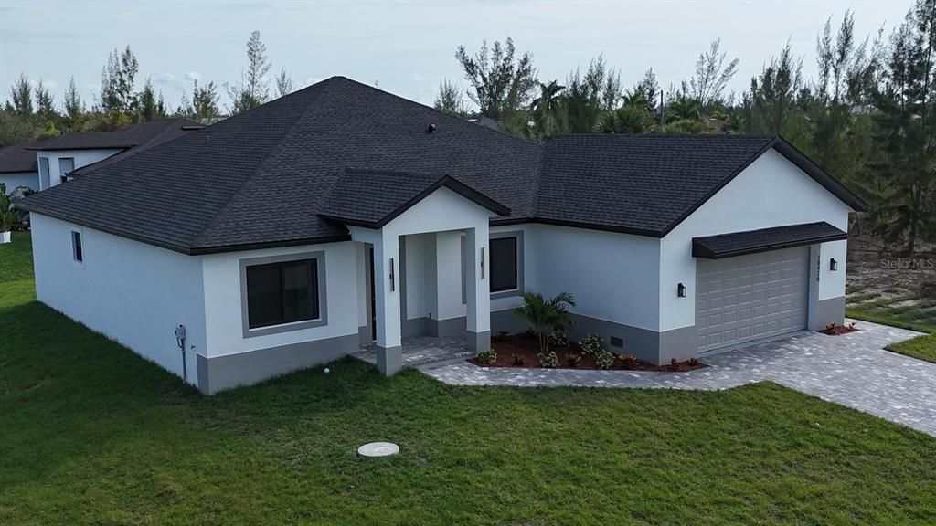 For Sale: $490,000 (4 beds, 3 baths, 2286 Square Feet)