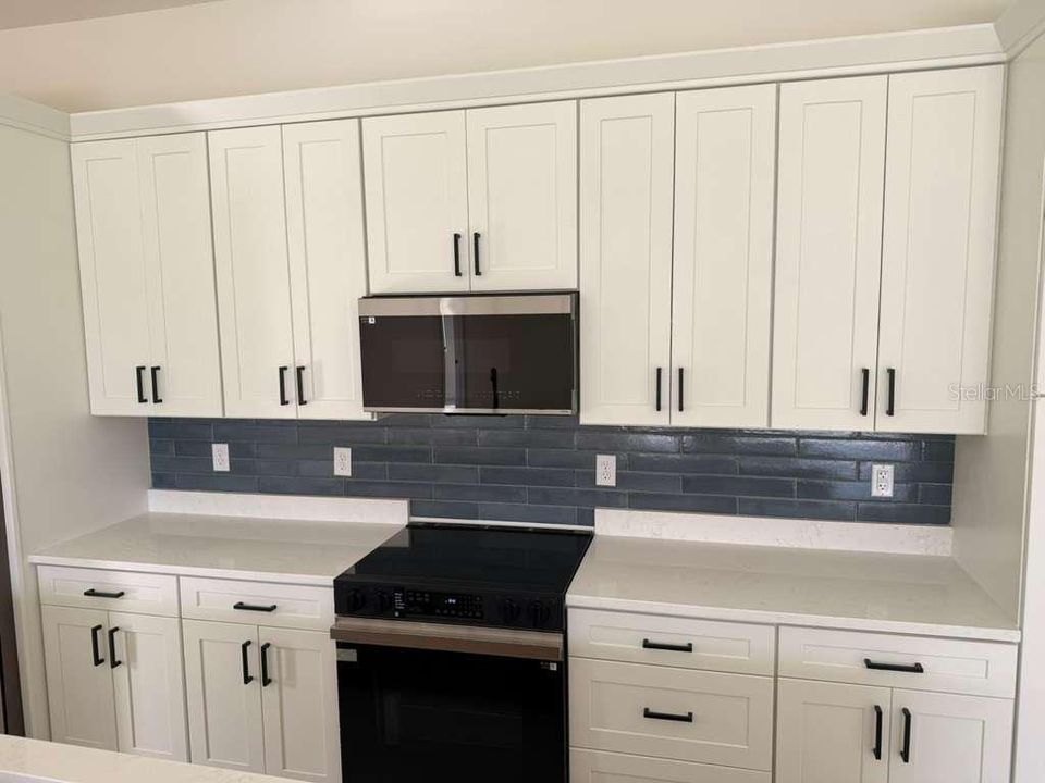 For Sale: $490,000 (4 beds, 3 baths, 2286 Square Feet)