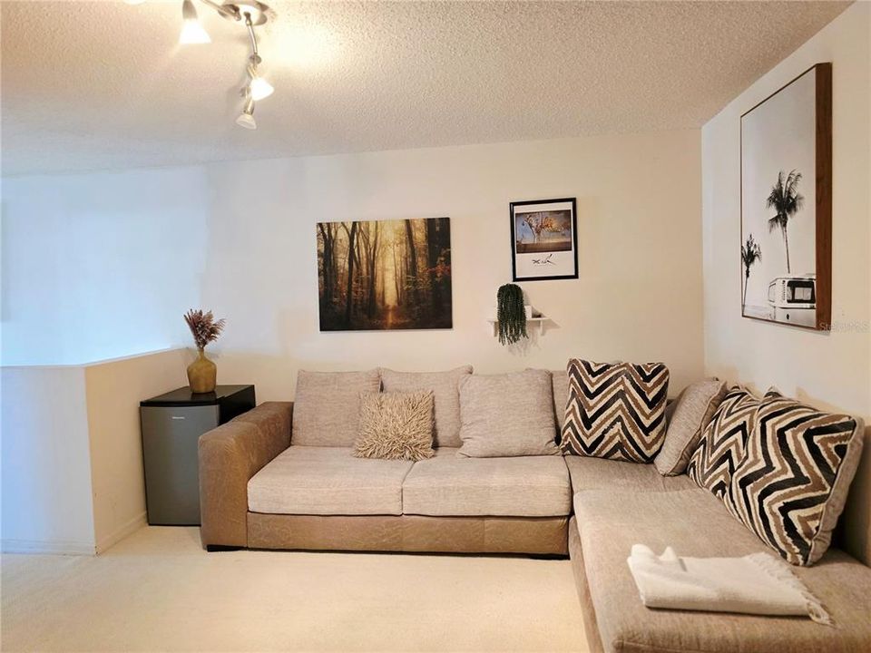 На продажу: $278,000 (3 спален, 2 ванн, 1635 Квадратных фут)