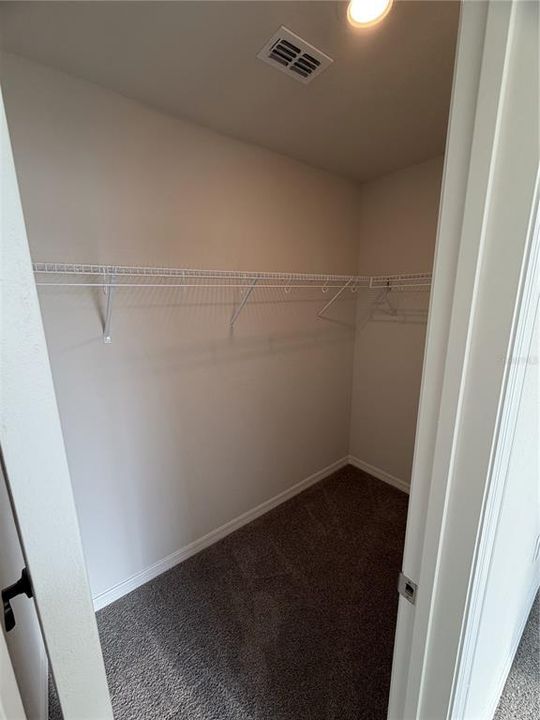 For Rent: $2,350 (3 beds, 2 baths, 3485 Square Feet)