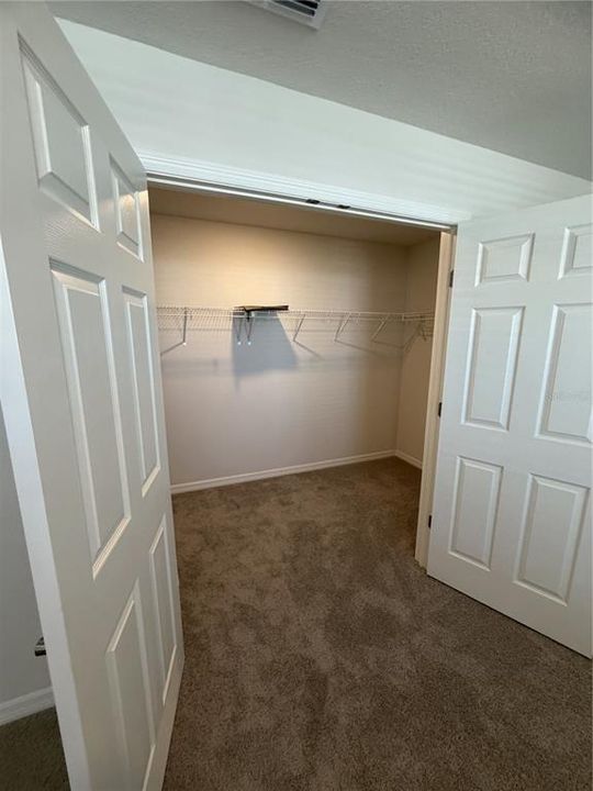 For Rent: $2,350 (3 beds, 2 baths, 3485 Square Feet)